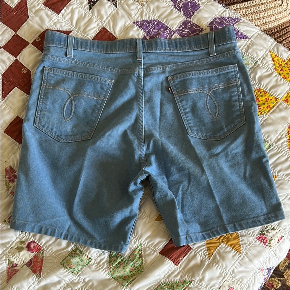 Vintage Levi’s Shorts 37w